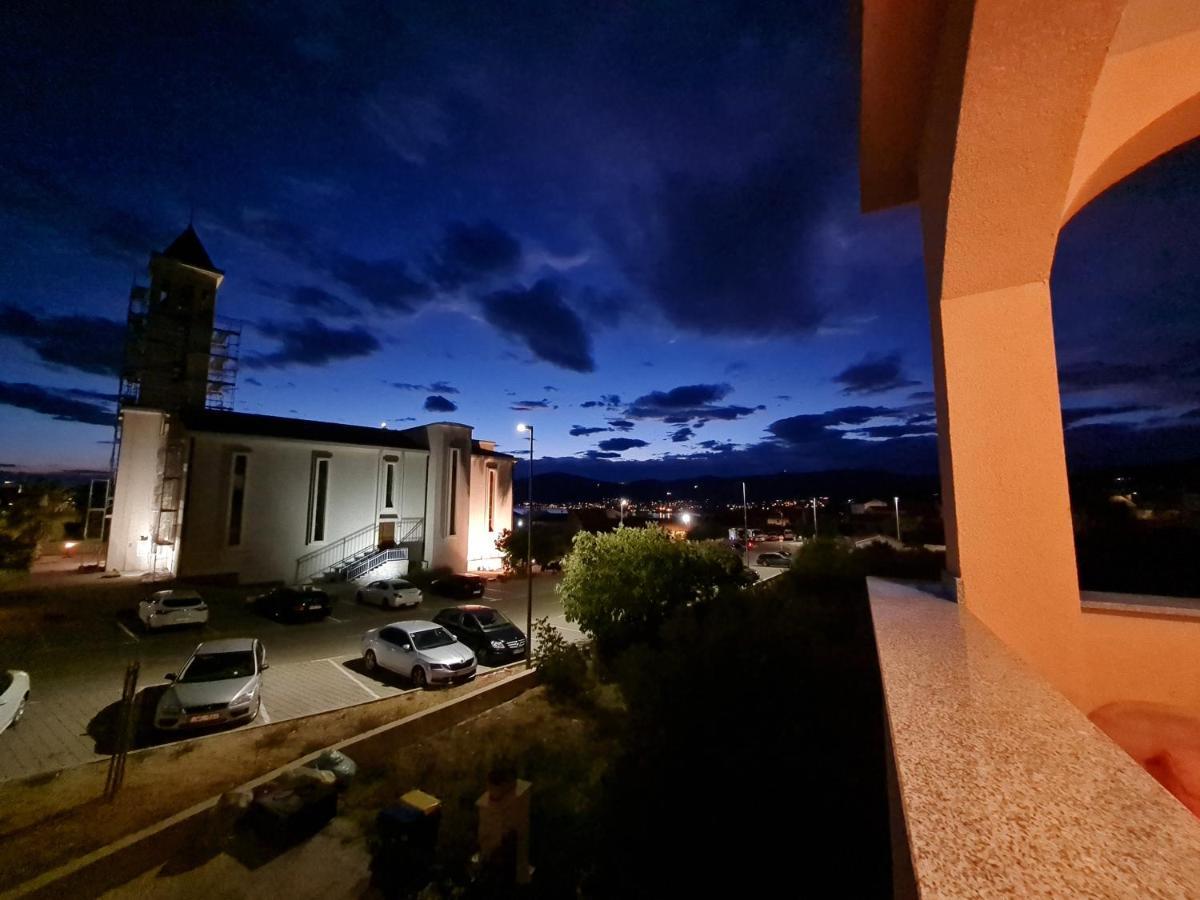 Apartment Juric Trogir Bagian luar foto