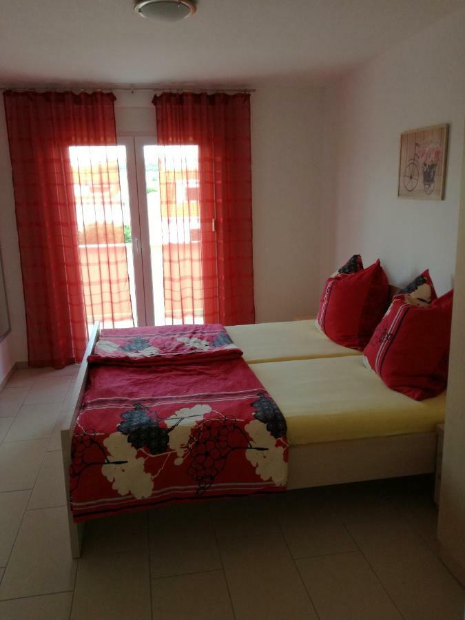 Apartment Juric Trogir Bagian luar foto