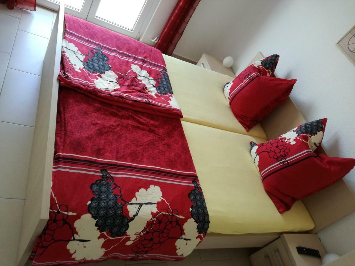 Apartment Juric Trogir Bagian luar foto