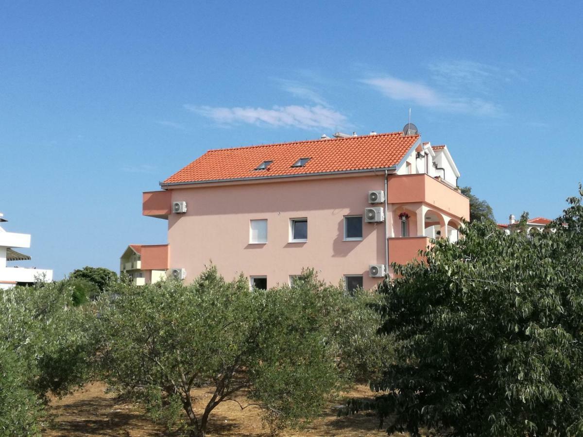 Apartment Juric Trogir Bagian luar foto
