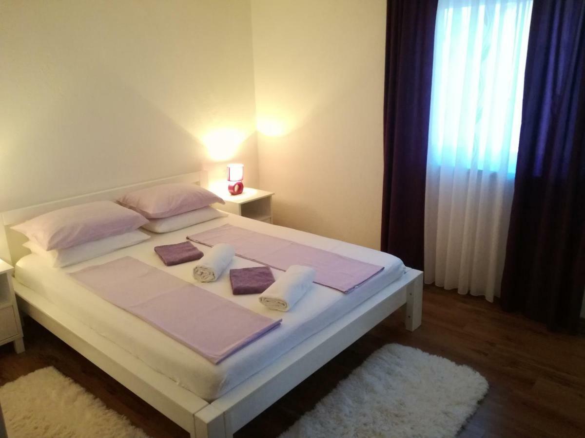 Apartment Juric Trogir Bagian luar foto